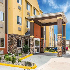 Comfort & – Cedar Falls Hotel 3*